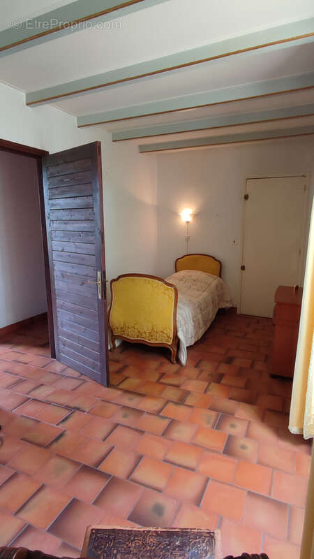 Maison à MONTAIGU-DE-QUERCY