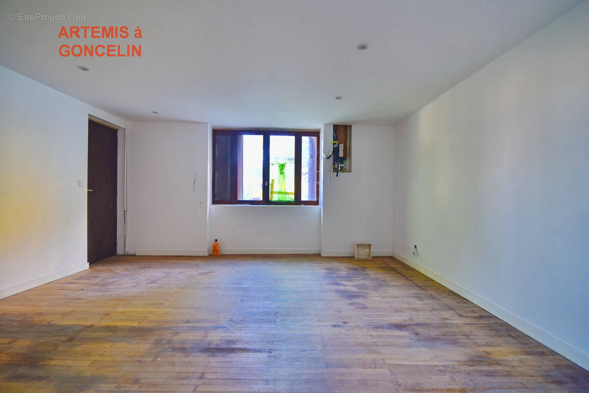 Appartement à ALLEVARD