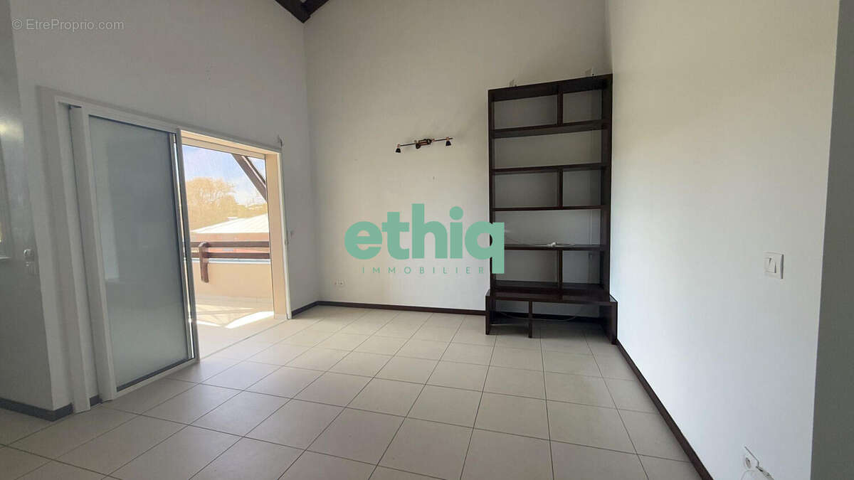 Appartement 60 m² à Le Gosier  - photo 3
