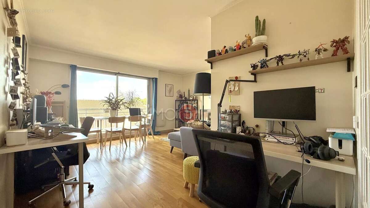 Appartement à LE RAINCY