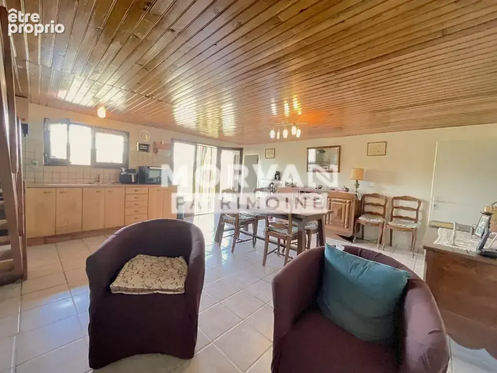 À SAISIR – Chalet de charme avec vue sur le lac – Lac de Pannecière - photo 4