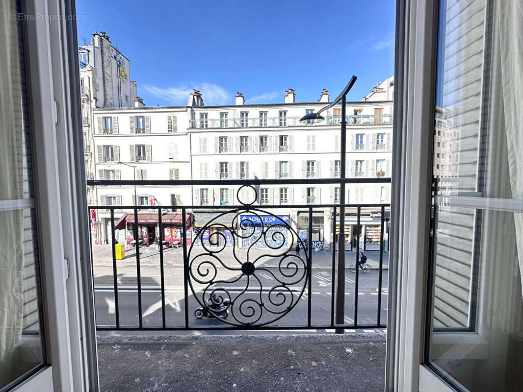 Appartement à PARIS-18E