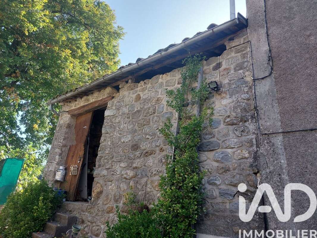 Maison 75 m² à Barnas  - photo 4