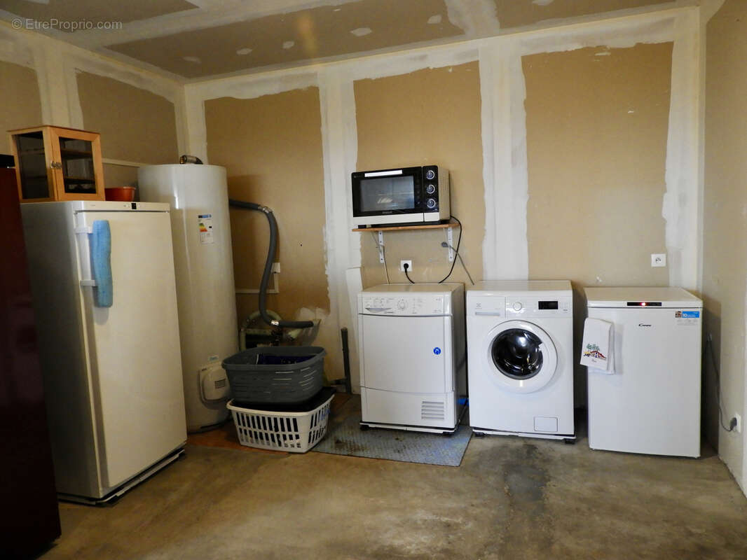 Maison à SAXI-BOURDON