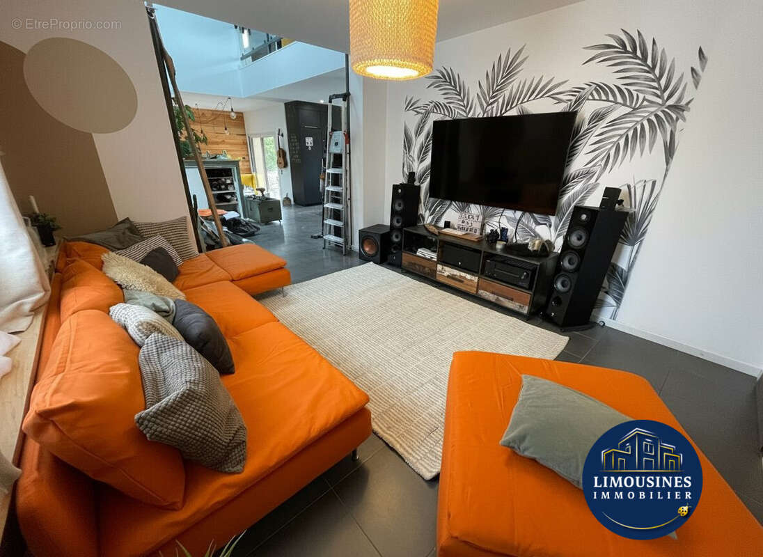 Maison à SAINT-JOUVENT