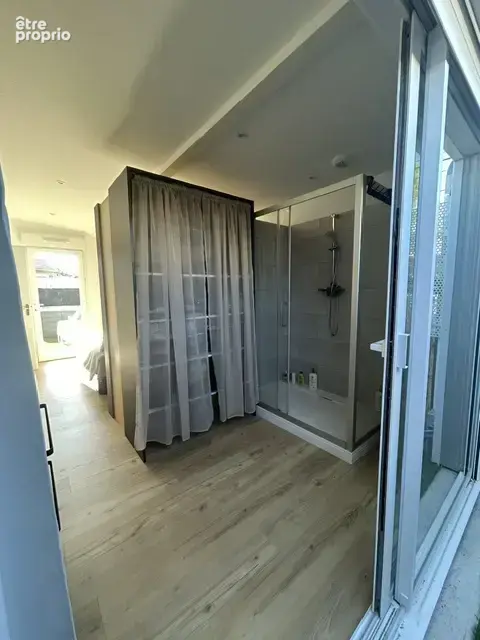Maison récente à vendre à ANNONAY avec 6 chambres, garage et terrain attenant - photo 12