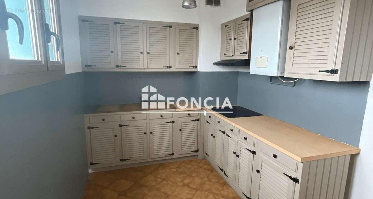 Appartement à MARSEILLE-15E