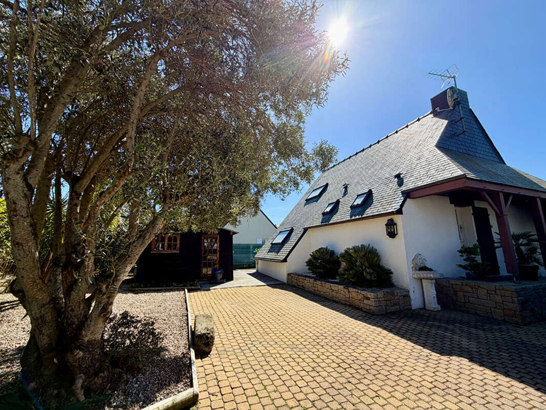 Maison à LE POULIGUEN