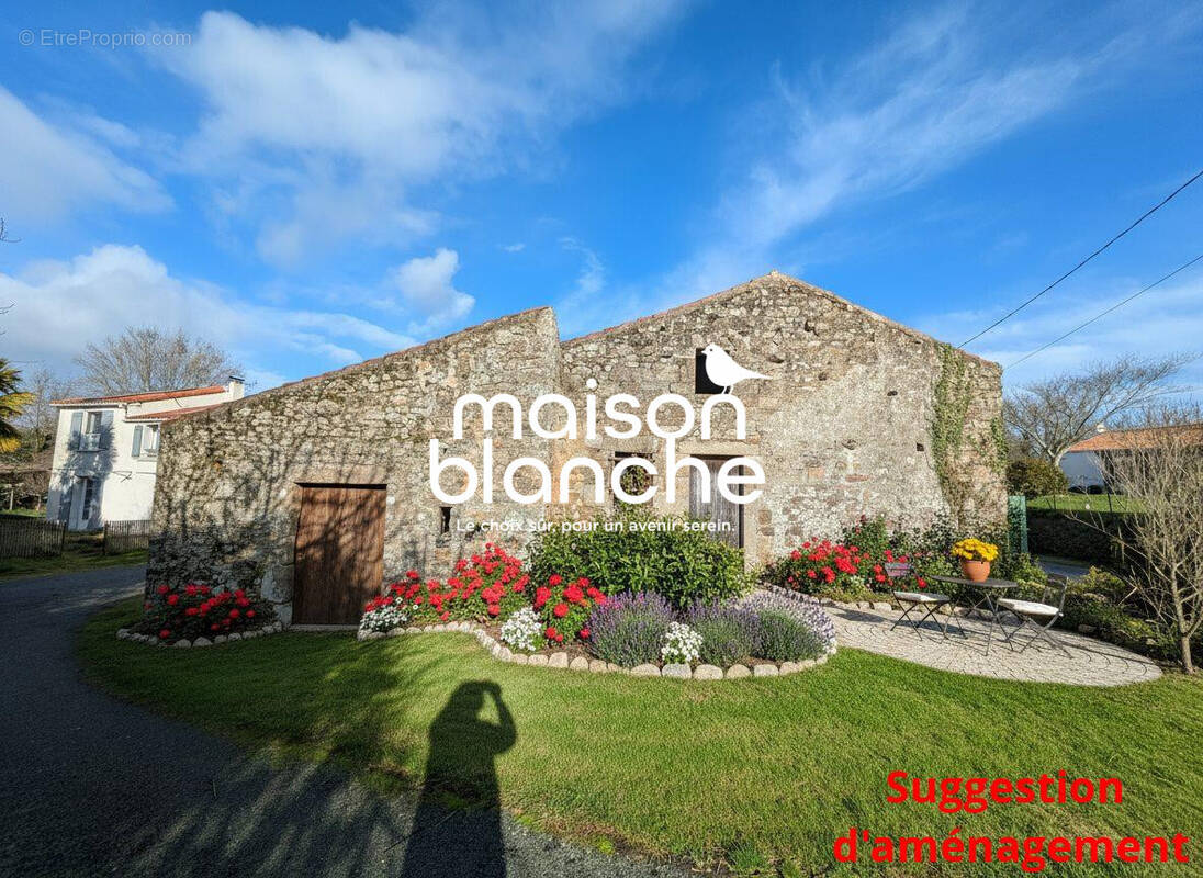 Maison à NESMY
