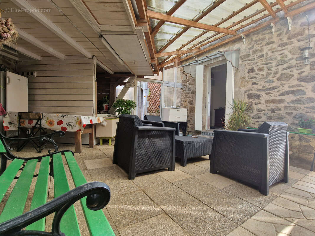Maison à MASSERET