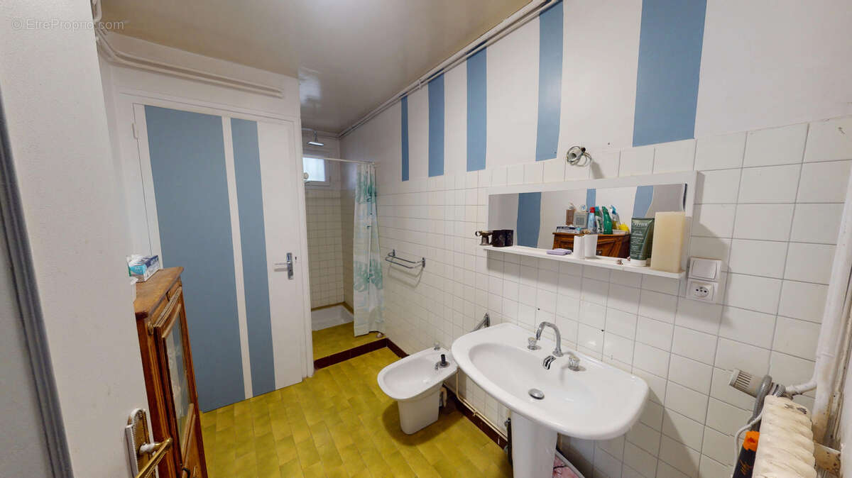 Maison sur sous sol complet et terrain attenant - photo 16