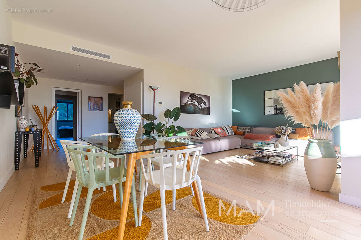 Appartement à MARSEILLE-8E