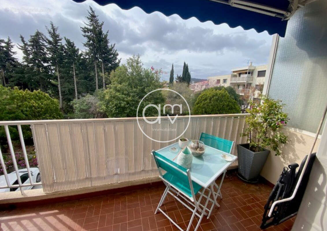 Appartement à HYERES