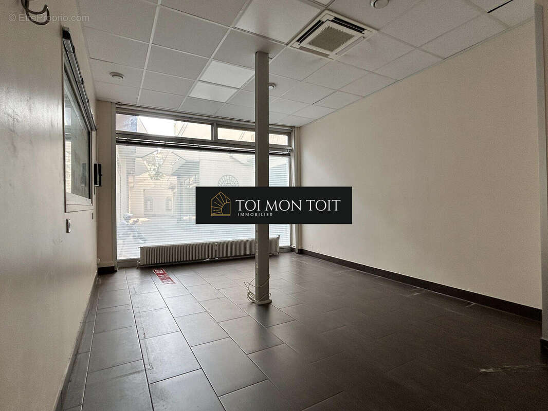Commerce à PARIS-10E
