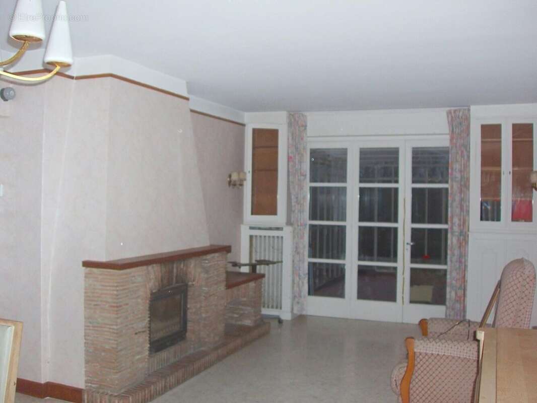 Maison 140 m² à Lignieres-Chatelain  - photo 2