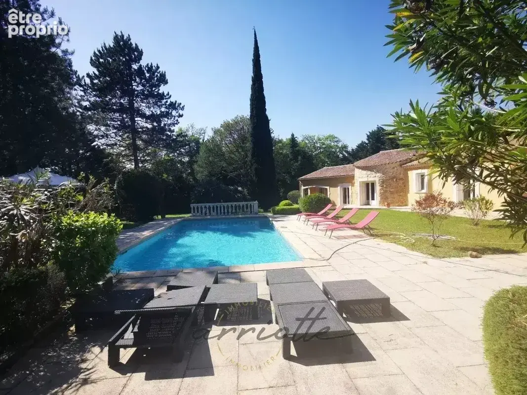 VILLA - 10570 - photo 1