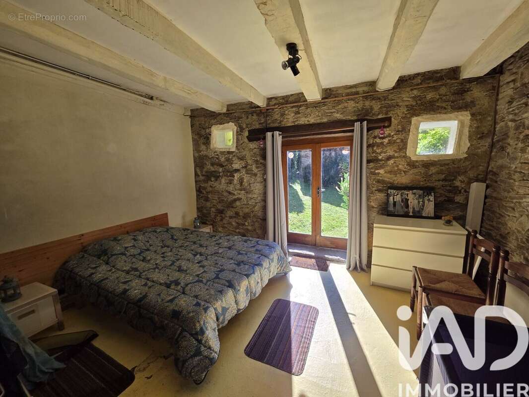 Maison 206 m² à Gagnac-Sur-Cere  - photo 8