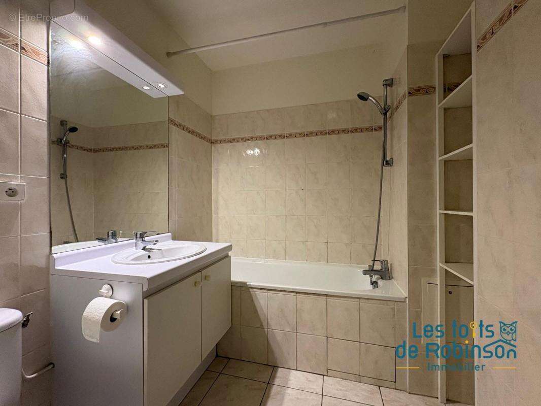 Appartement à LE PLESSIS-ROBINSON