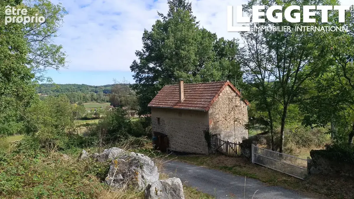 Charmante maison de 2 chambres, dépendances, terrasse et jardin, située au calme sans voisins proches - photo 3