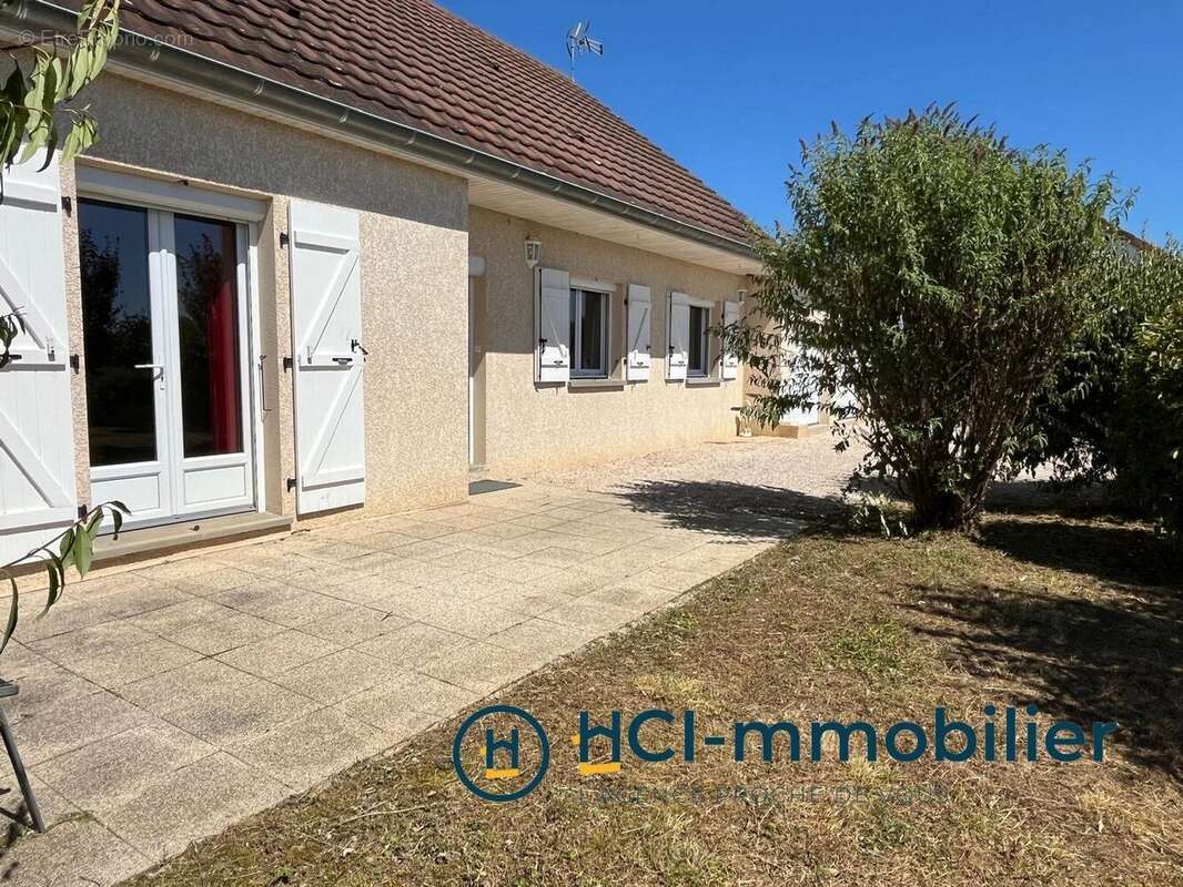 Maison 101 m² à Saint-Desert  - photo 2