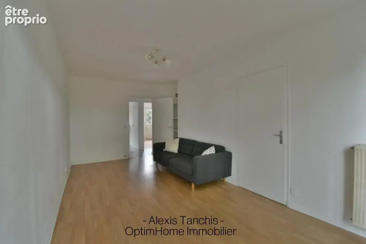 Saint-André-lez-Lille – T3 lumineux 2 chambres avec parking collectif et cave - photo 2