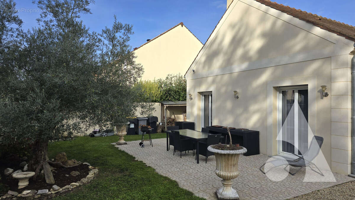 Maison à CREPY-EN-VALOIS