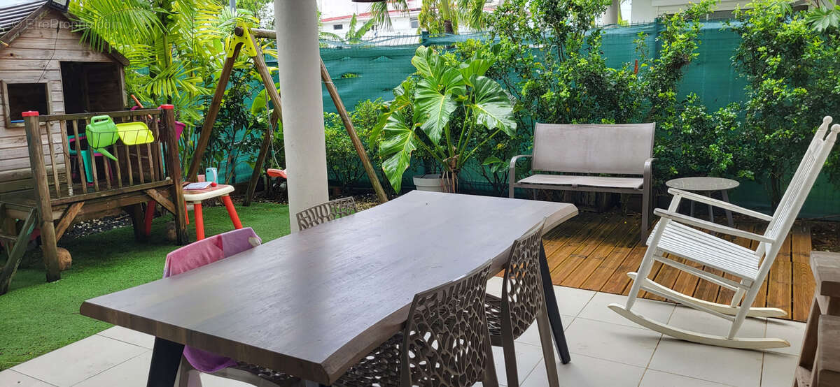 Appartement à PETIT-BOURG