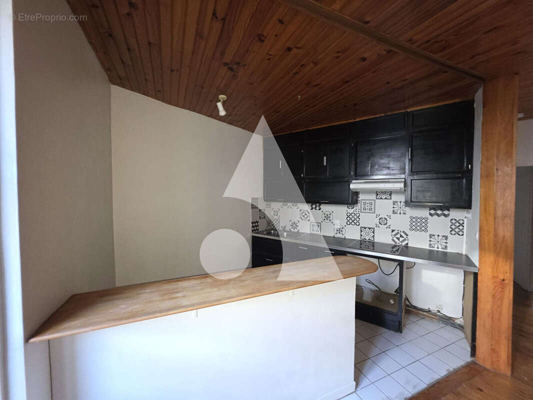 Appartement à SAINT-MAUR-DES-FOSSES