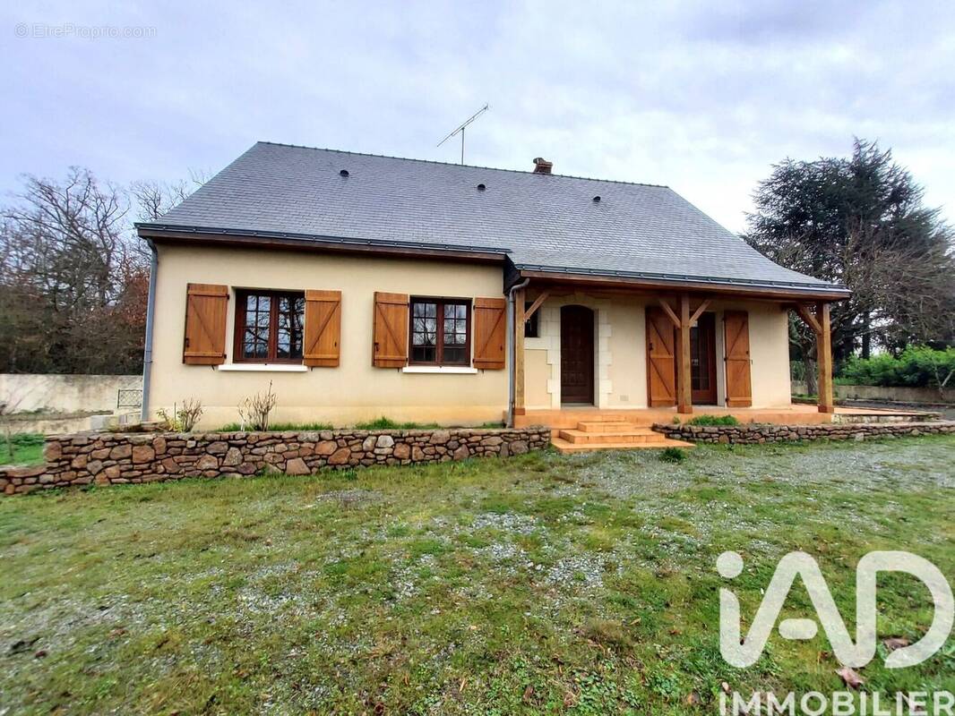 Photo 1 - Maison à AVRILLE