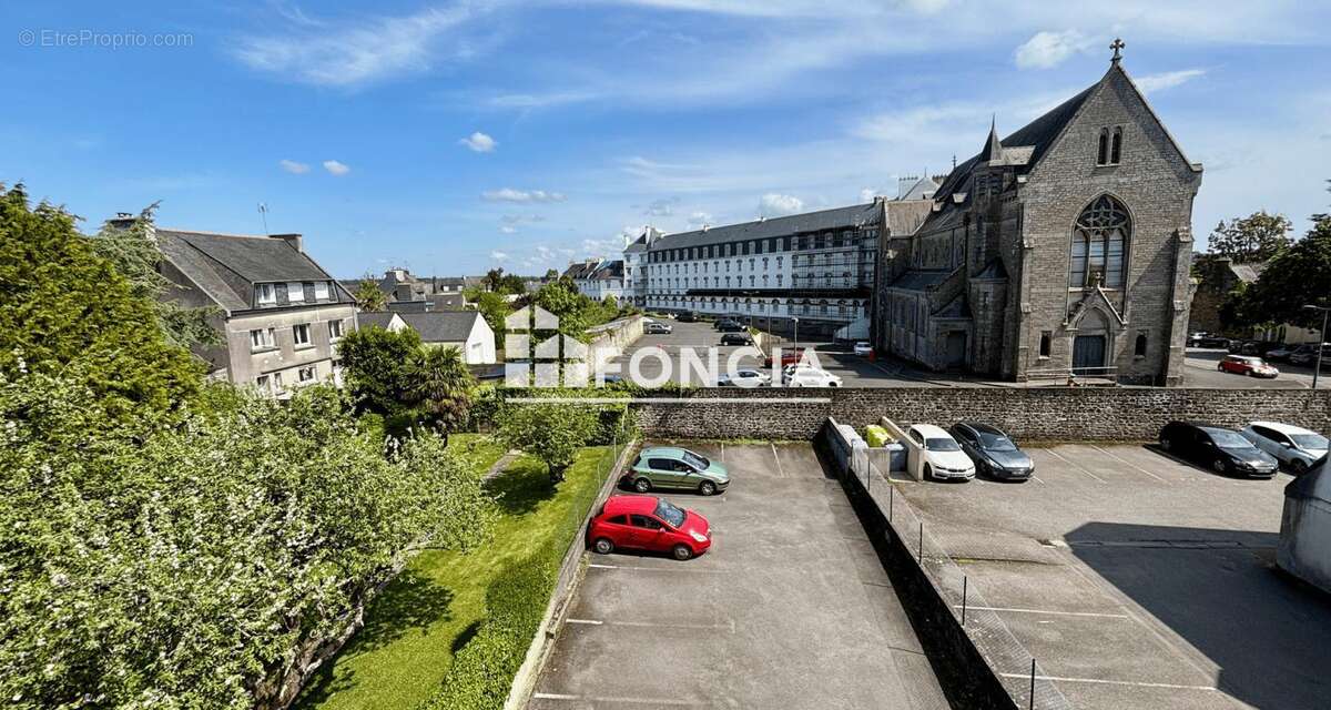 Appartement T2 avec terrasse, cave et parking – Kerfeunteun - photo 2