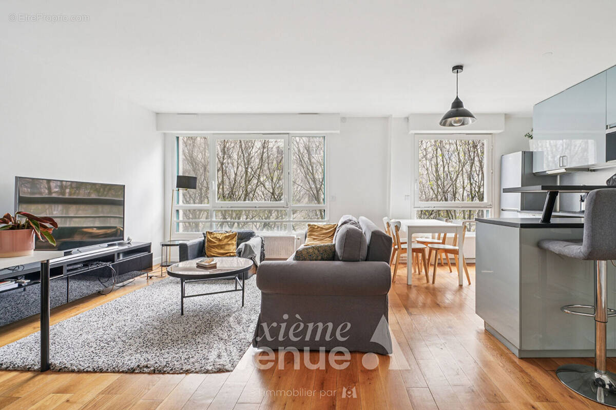 Appartement à PARIS-19E
