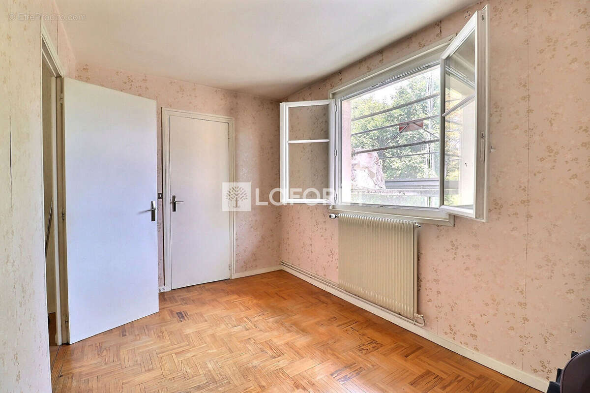 Appartement à VITRY-SUR-SEINE