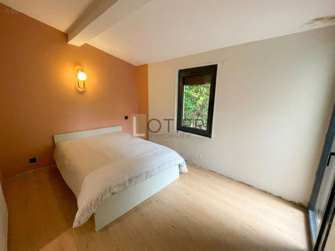 TRÈBES   Maison 3 faces, 3 chambres, suite parentale, jardin et belles prestations - photo 9