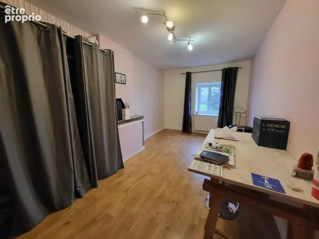 Commerce 1 m² à vendre à Bouligneux (01330) - photo 4