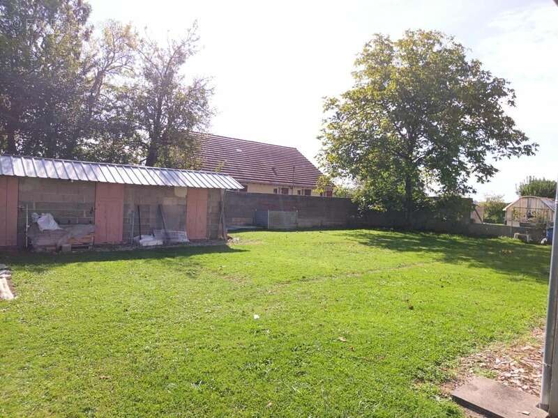  Maison familiale de plain-pied avec grand jardin – Les Essards-Taignevaux (39120) - photo 4