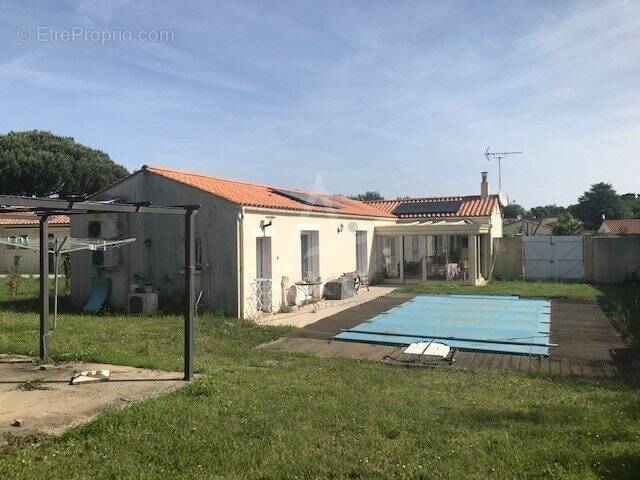 Maison à SAINT-BENOIST-SUR-MER