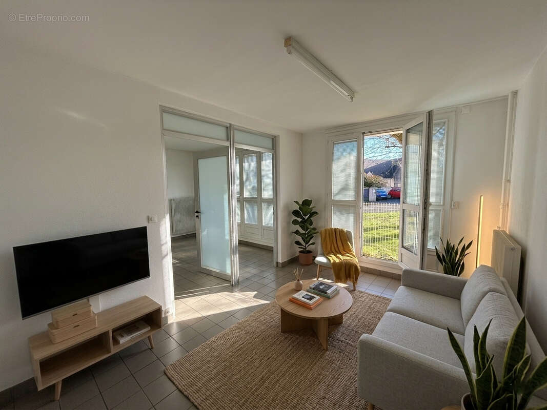 Appartement à LA RICHE