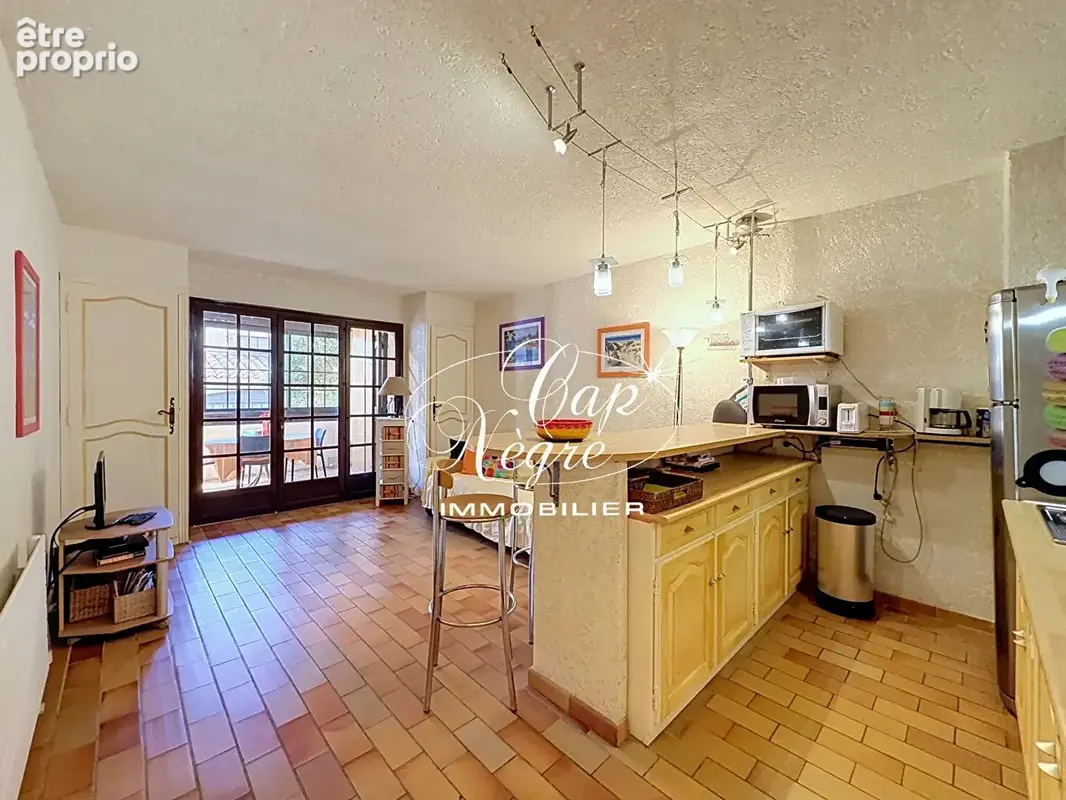 Photo Appartement à Le Lavandou au prix de 199 000€