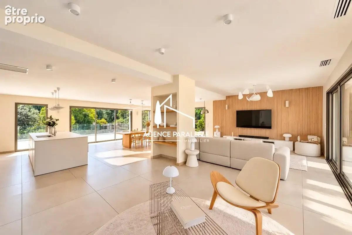 Maison 7 pièces 186 m² à vendre à Nimes (30000) - photo 6