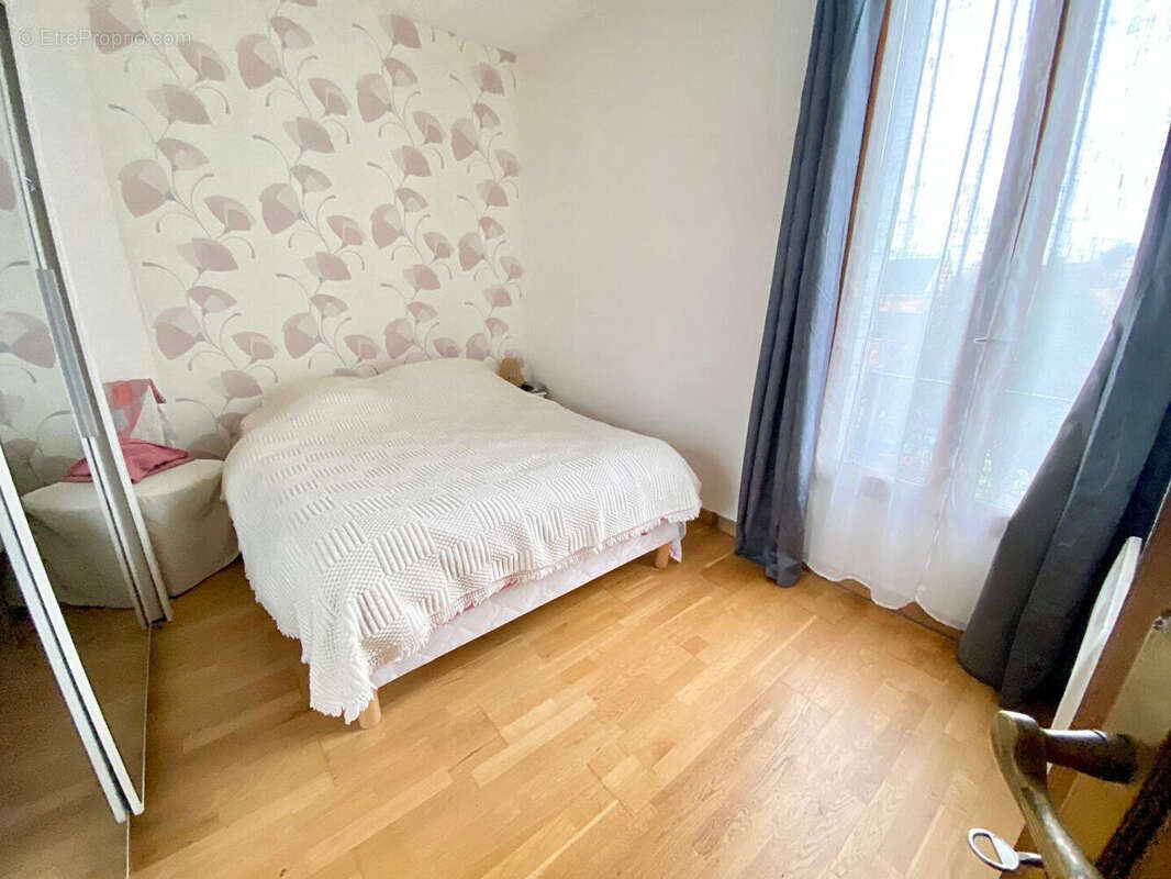 Maison à SARTROUVILLE