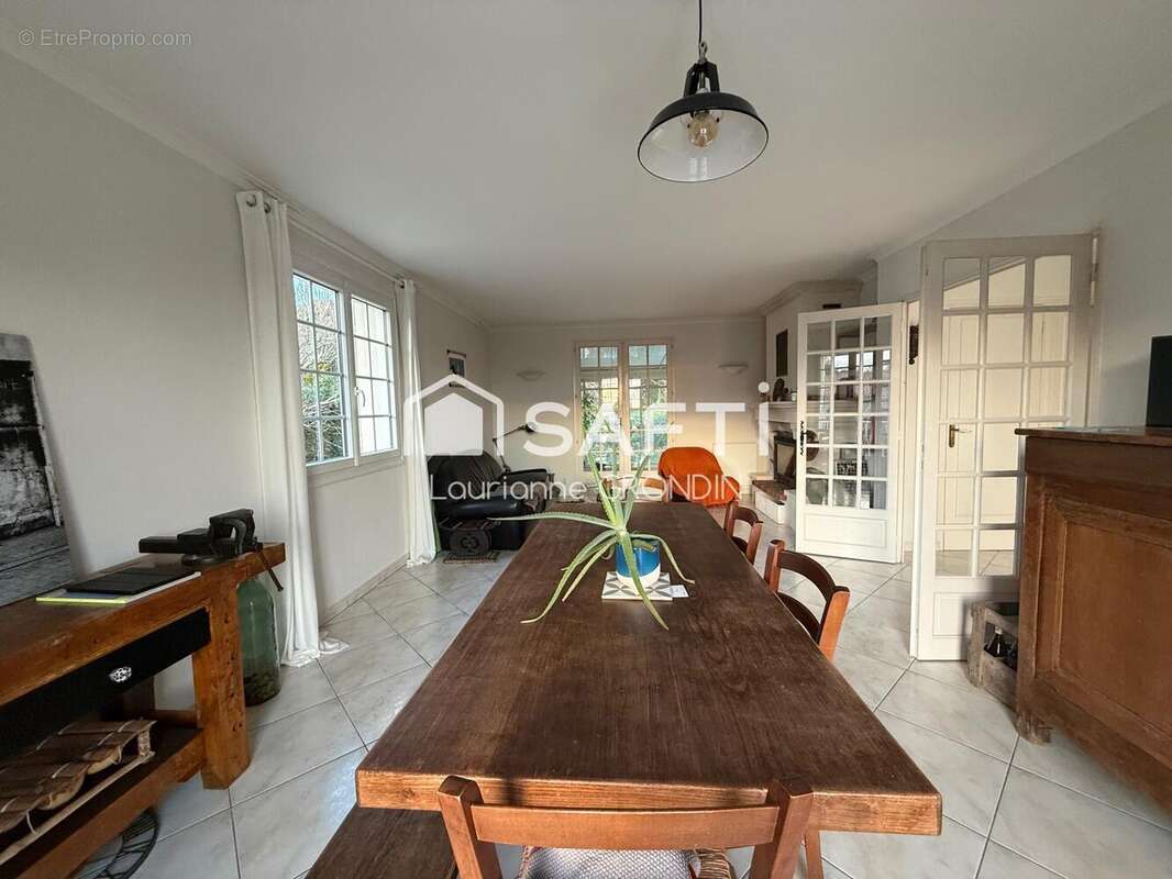 Photo 3 - Maison à FONTCOUVERTE