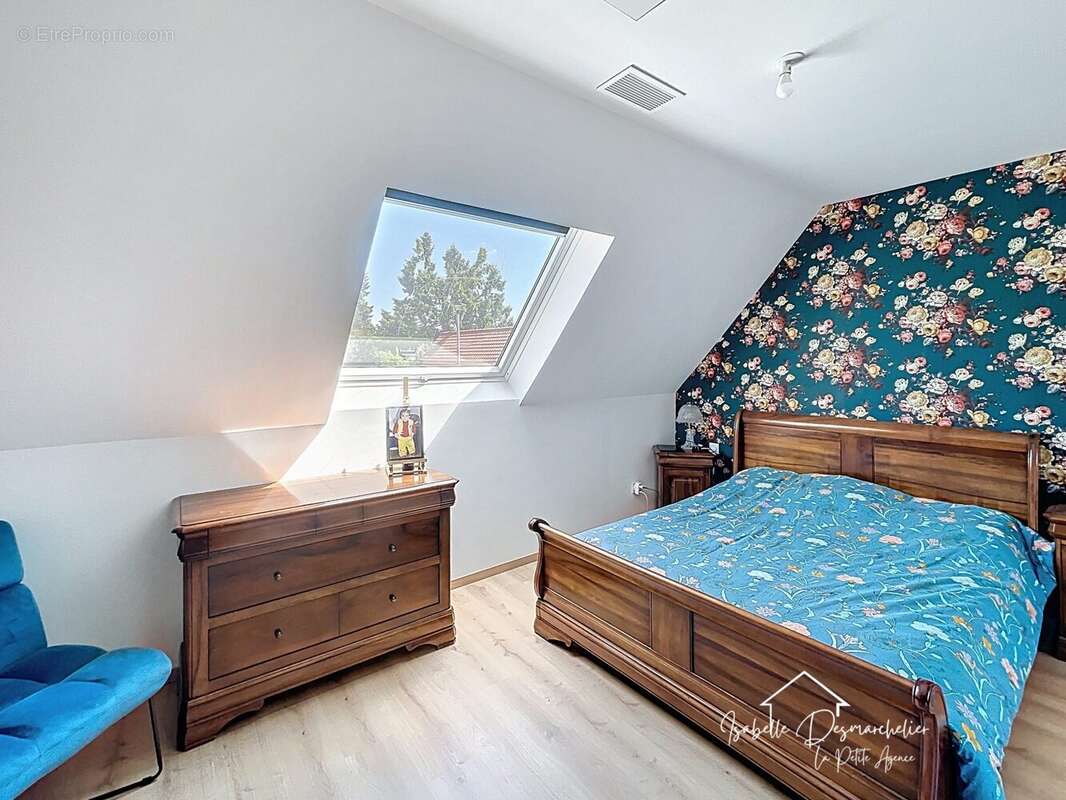 Maison à GONDECOURT