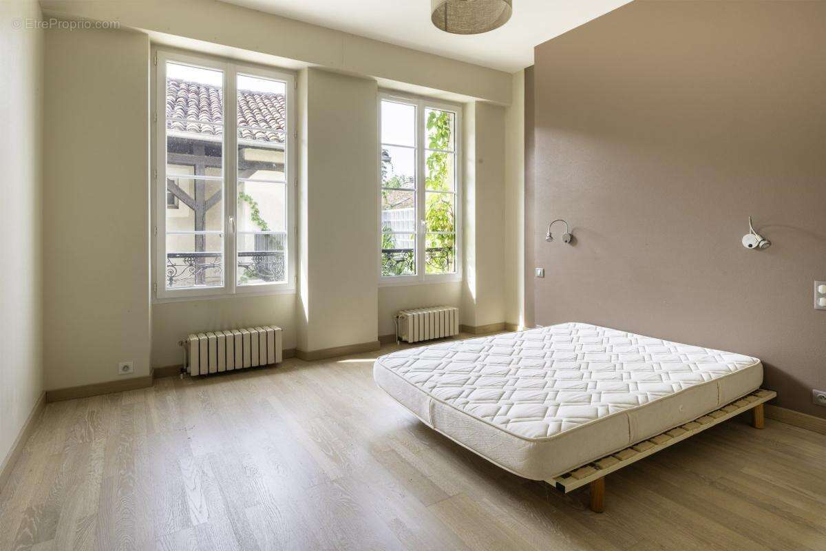 Appartement à SAINT-CERE