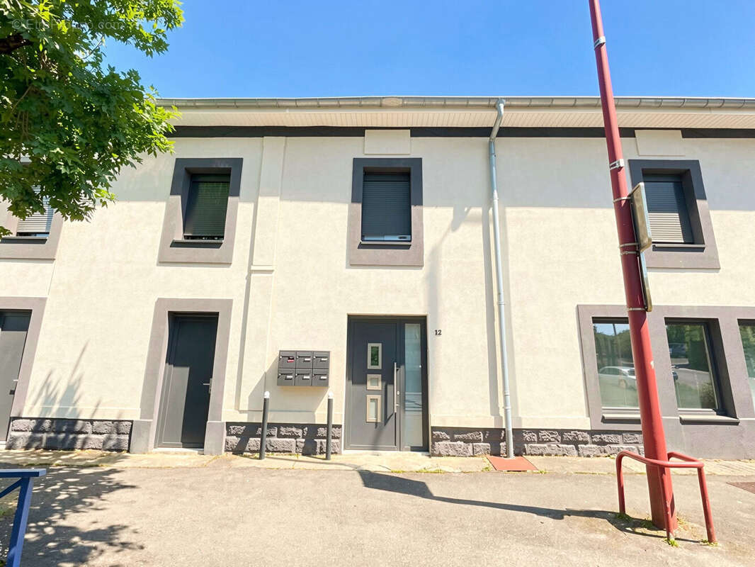 Appartement à AMNEVILLE
