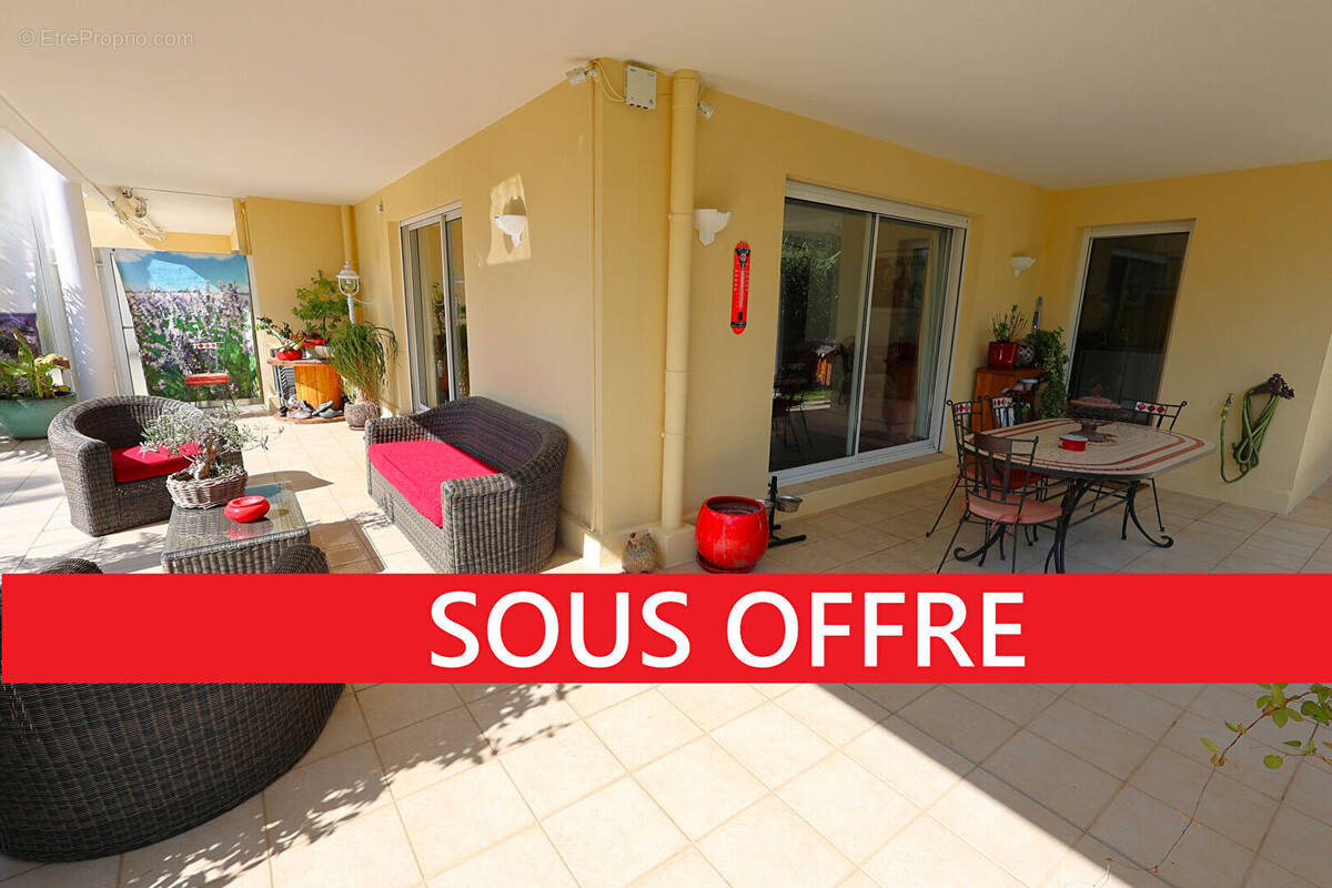 Appartement à MANDELIEU-LA-NAPOULE