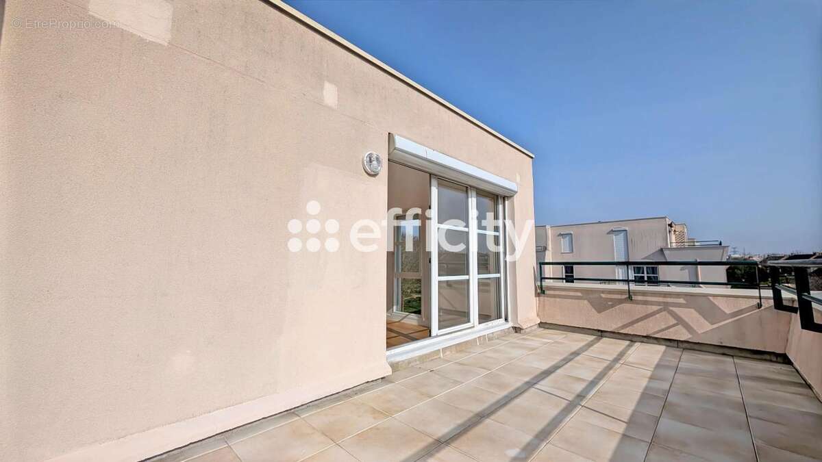 Appartement à LOGNES