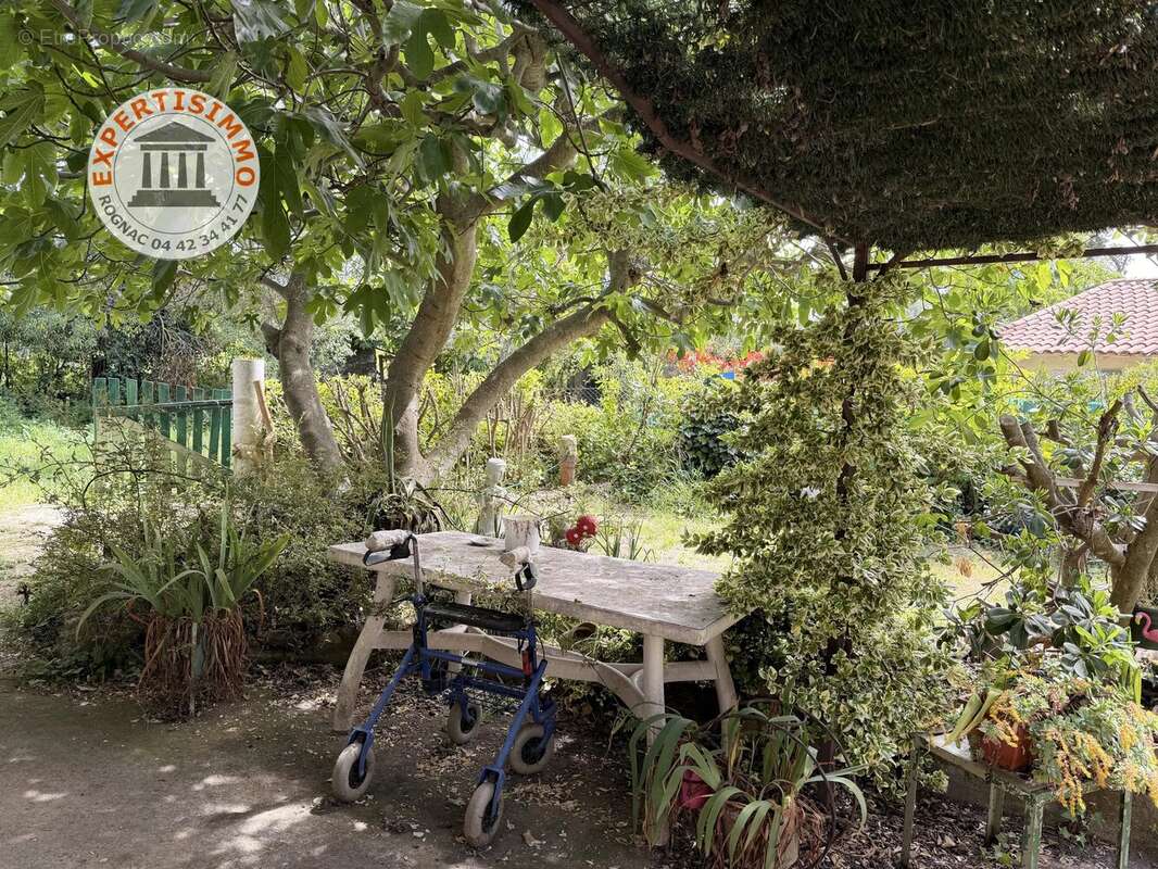 Maison à CABRIES