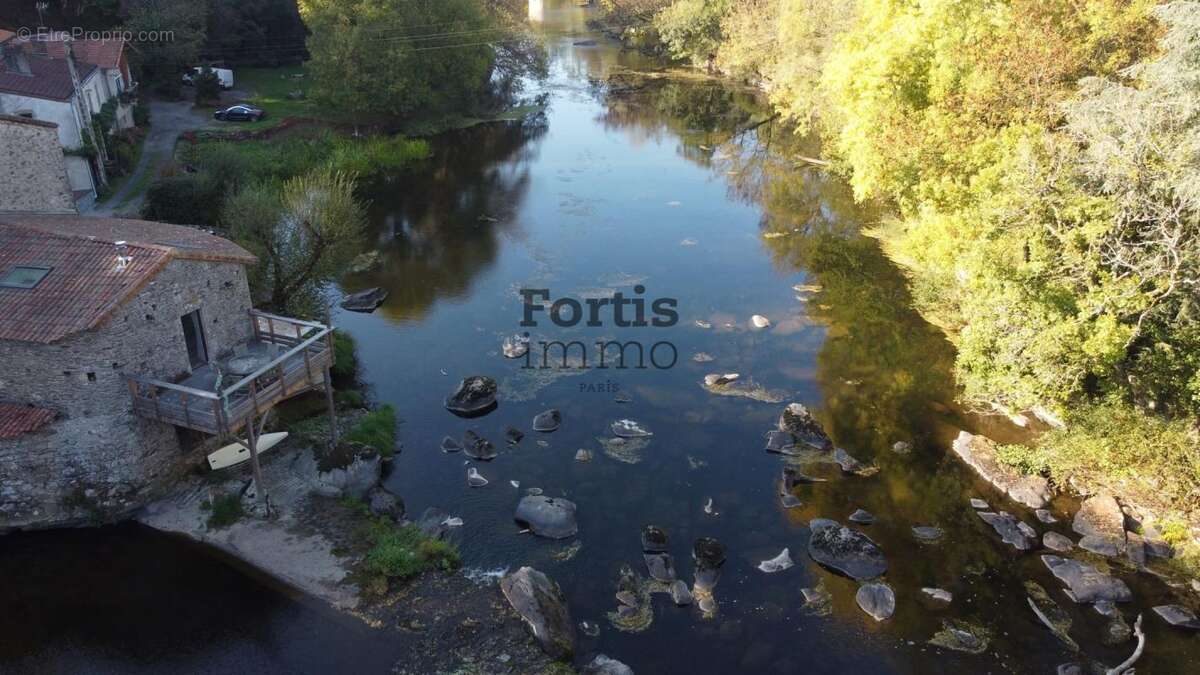 Maison à LA BRUFFIERE