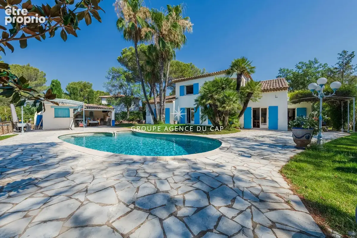 Maison à FREJUS