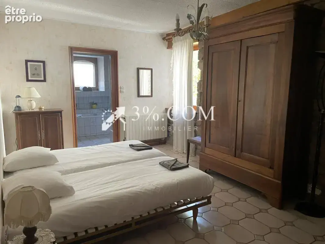 Maison avec jardin et dépendances - photo 4